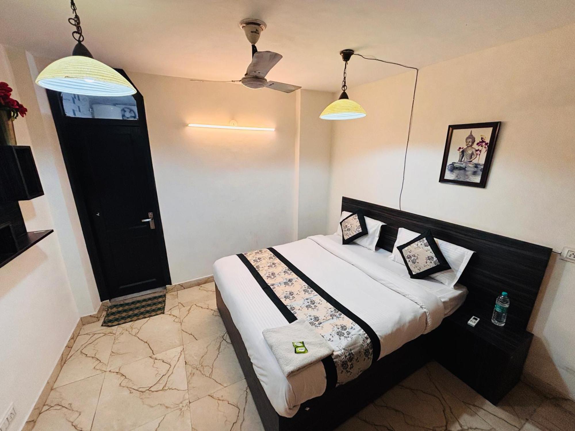 Hauz Khas Villa New Delhi Extérieur photo